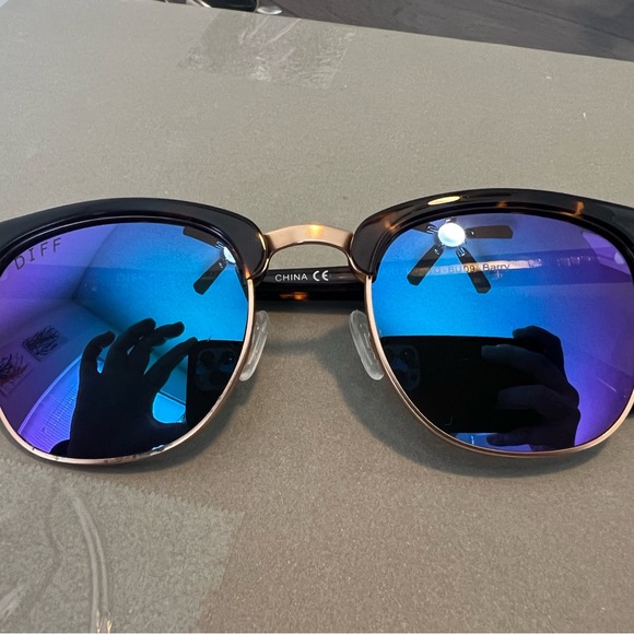 DIFF polarized sunglasses - Picture 5 of 5